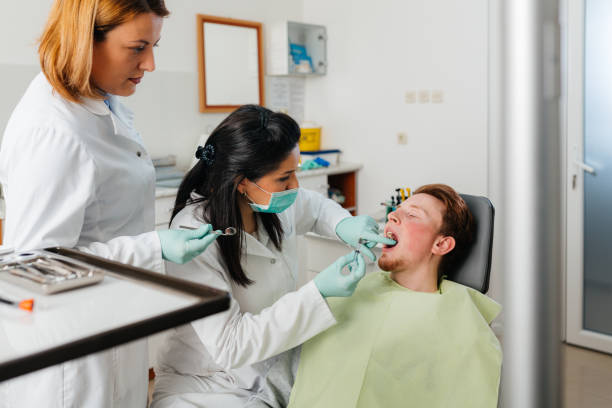 Best Emergency Dental Care for Broken or Chipped Teeth in Beachwood, OH